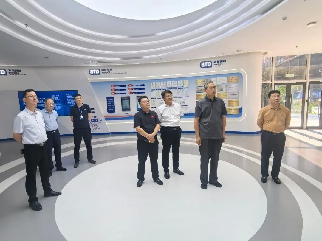 【调研】明昱智培赴斯坦德集团开展实地人才需求调研