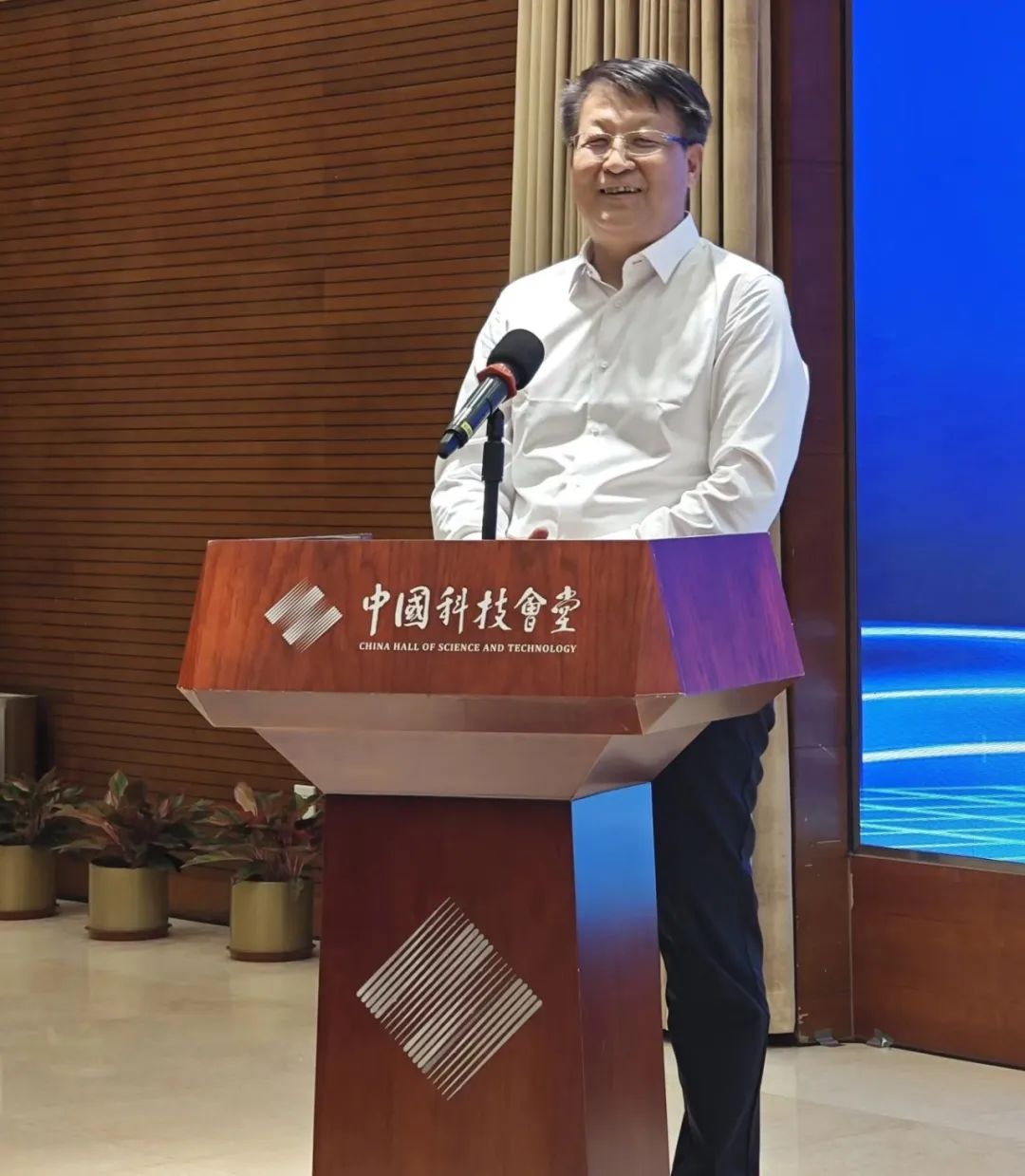 中国企业出海获客二十年征程——进化与破局:从昂贵流量到品牌引力 中国企业出海获客二十年征程——进化与破局:从昂贵流量到品牌引力